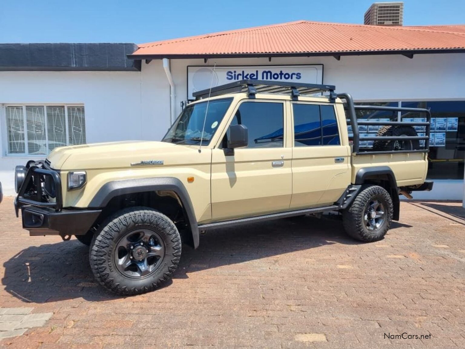 Sirkel Motors showroom